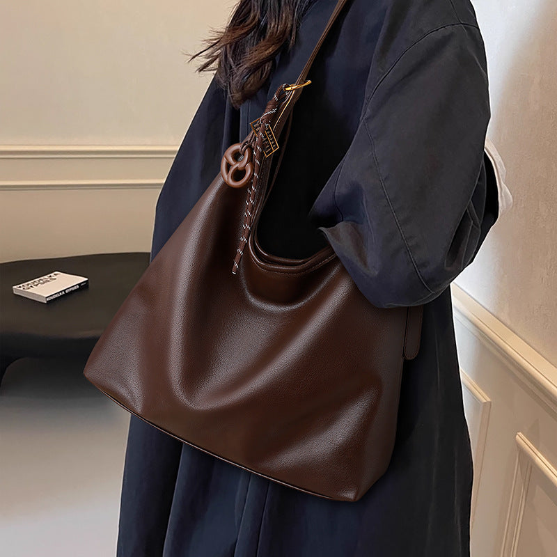 Large-capacity New Vintage Shouldercrossbody Bag