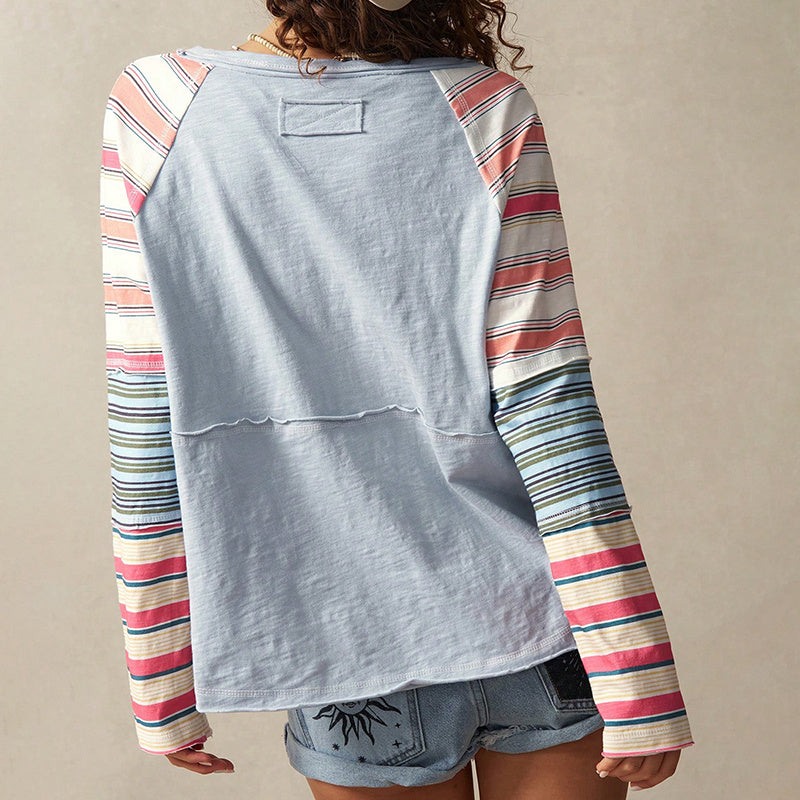 Camiseta de manga larga a rayas y cuello redondo para mujer