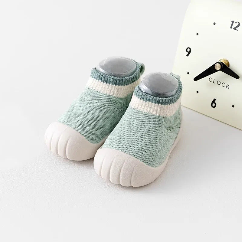 Baby walking shoes