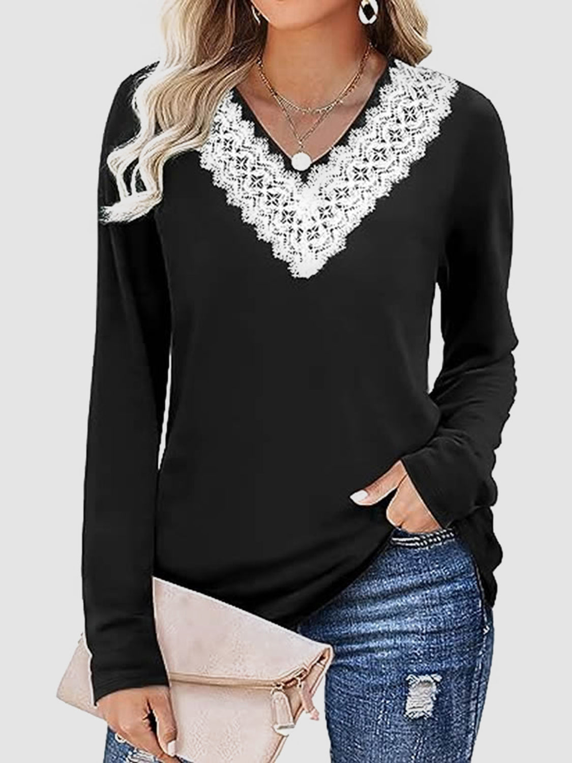 Camiseta de manga larga con cuello de pico y encaje