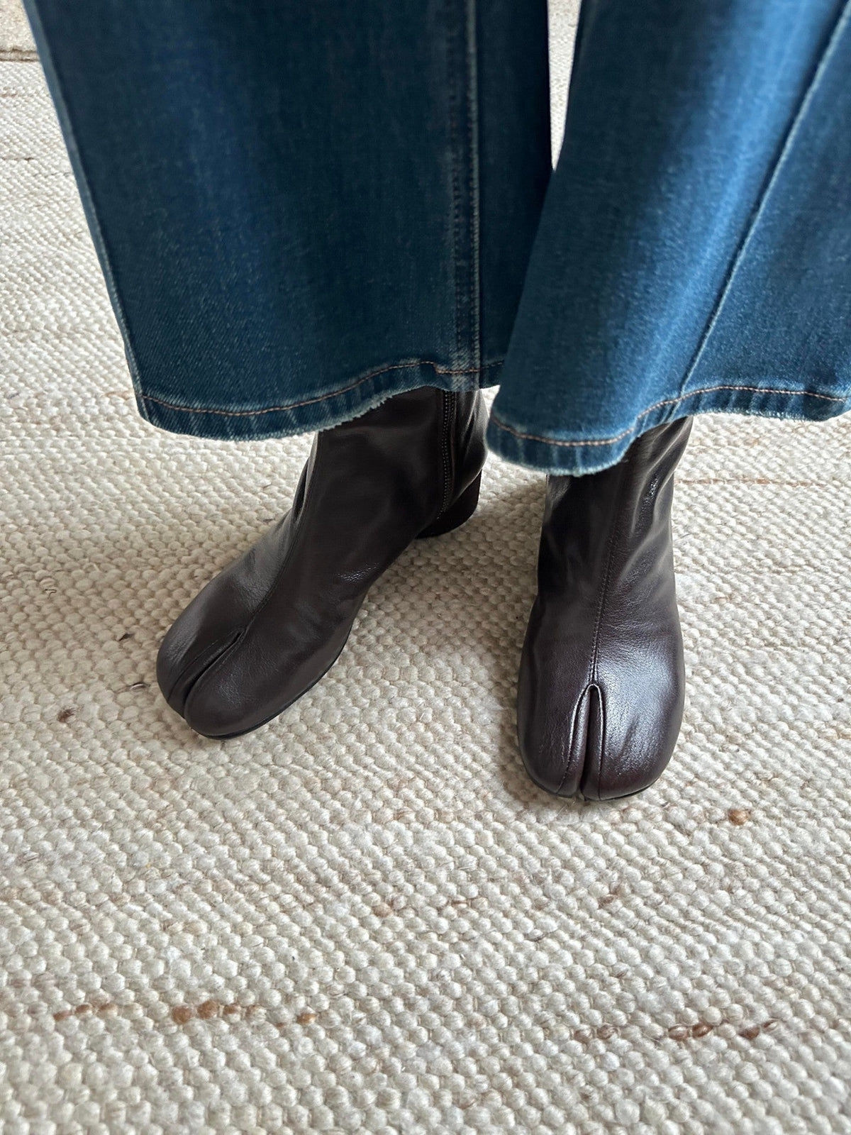 Womens Black Mid-calf Fashion Boots With Chunky Heels