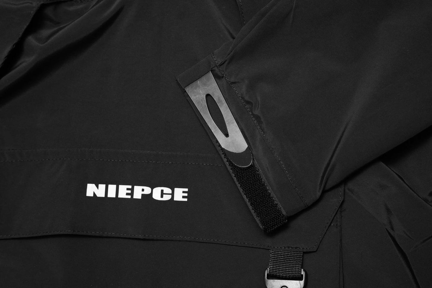 IBJ518 Cortavientos de combate Niepce
