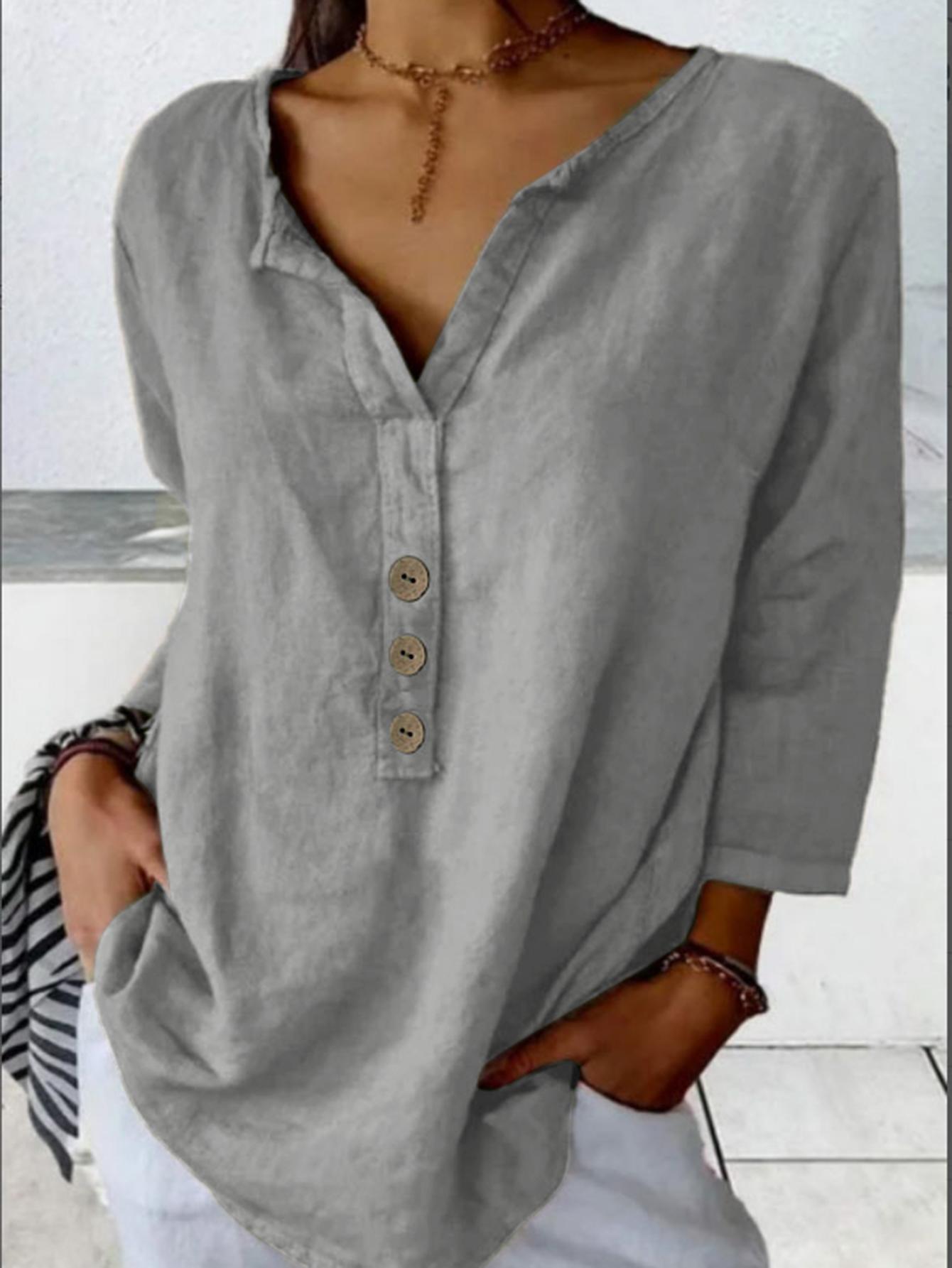Camisa abotonada moderna con cuello con muescas – Un básico chic relajado