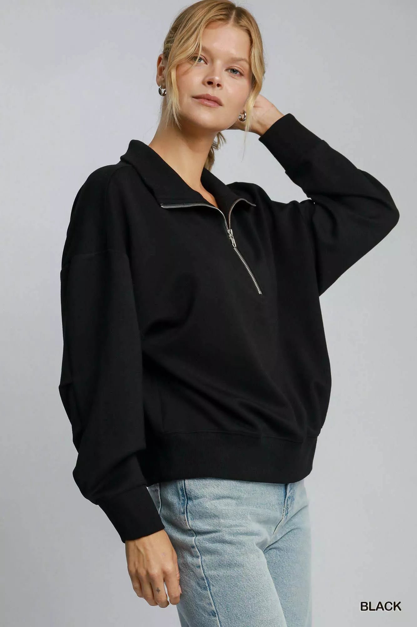 Sudadera Umgee con Media Cremallera y Hombros Caídos