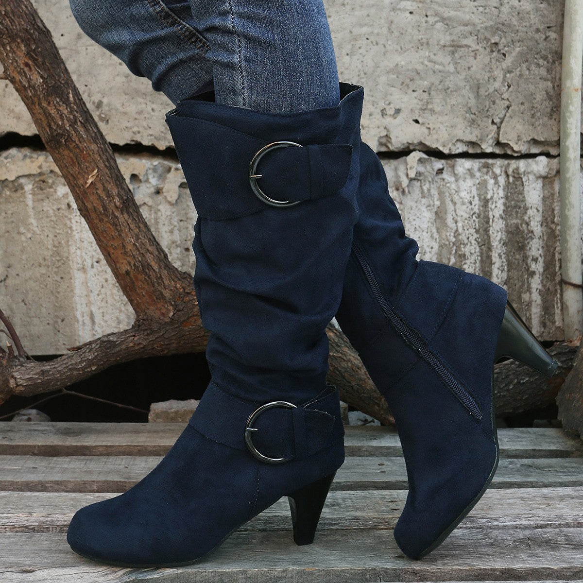 Women's Buckle Detail Round-Toe Boots