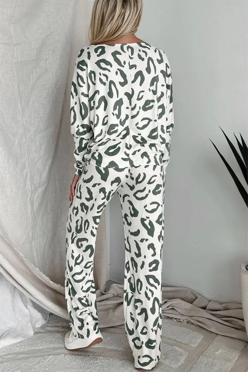 Pants Love Salve Beige Leopard Loungewear Women's Pajama Set: Soft, Comfy