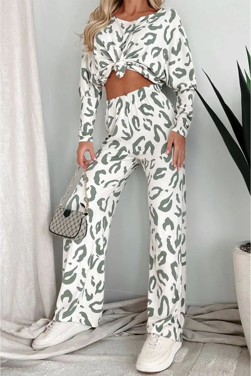 Pants Love Salve Beige Leopard Loungewear Women's Pajama Set: Soft, Comfy