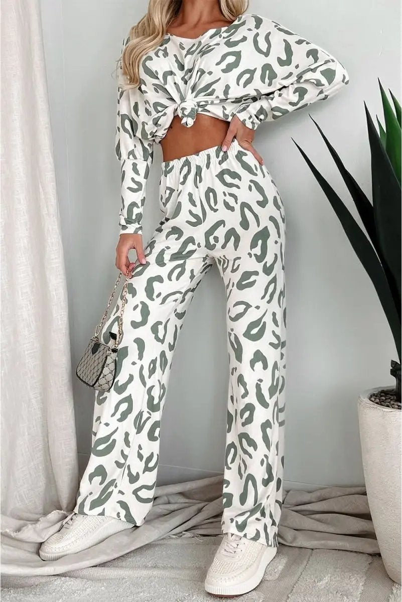 Pants Love Salve Beige Leopard Loungewear Women's Pajama Set: Soft, Comfy