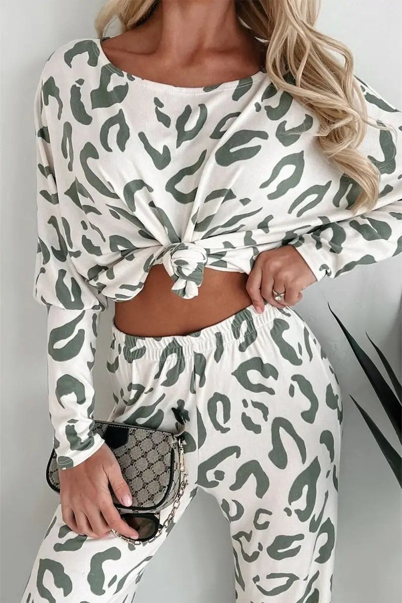 Pants Love Salve Beige Leopard Loungewear Women's Pajama Set: Soft, Comfy