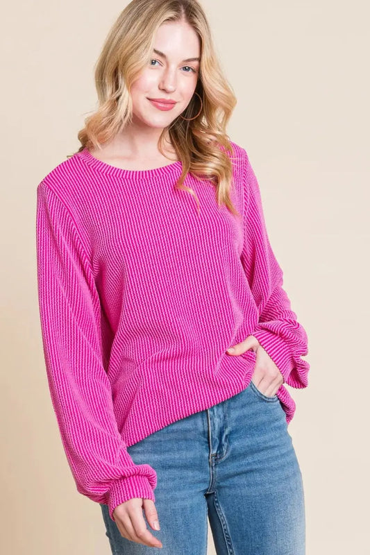 Camiseta de manga larga acanalada Trendsi para mujer, camiseta casual de dobladillo curvo, suave y elegante