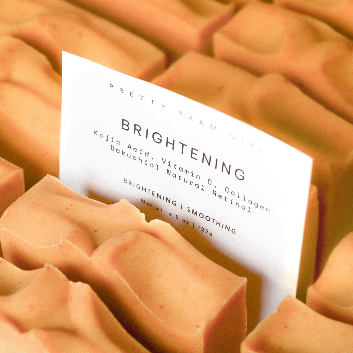 Barra de jabón iluminadora con vitamina C y bakuchiol