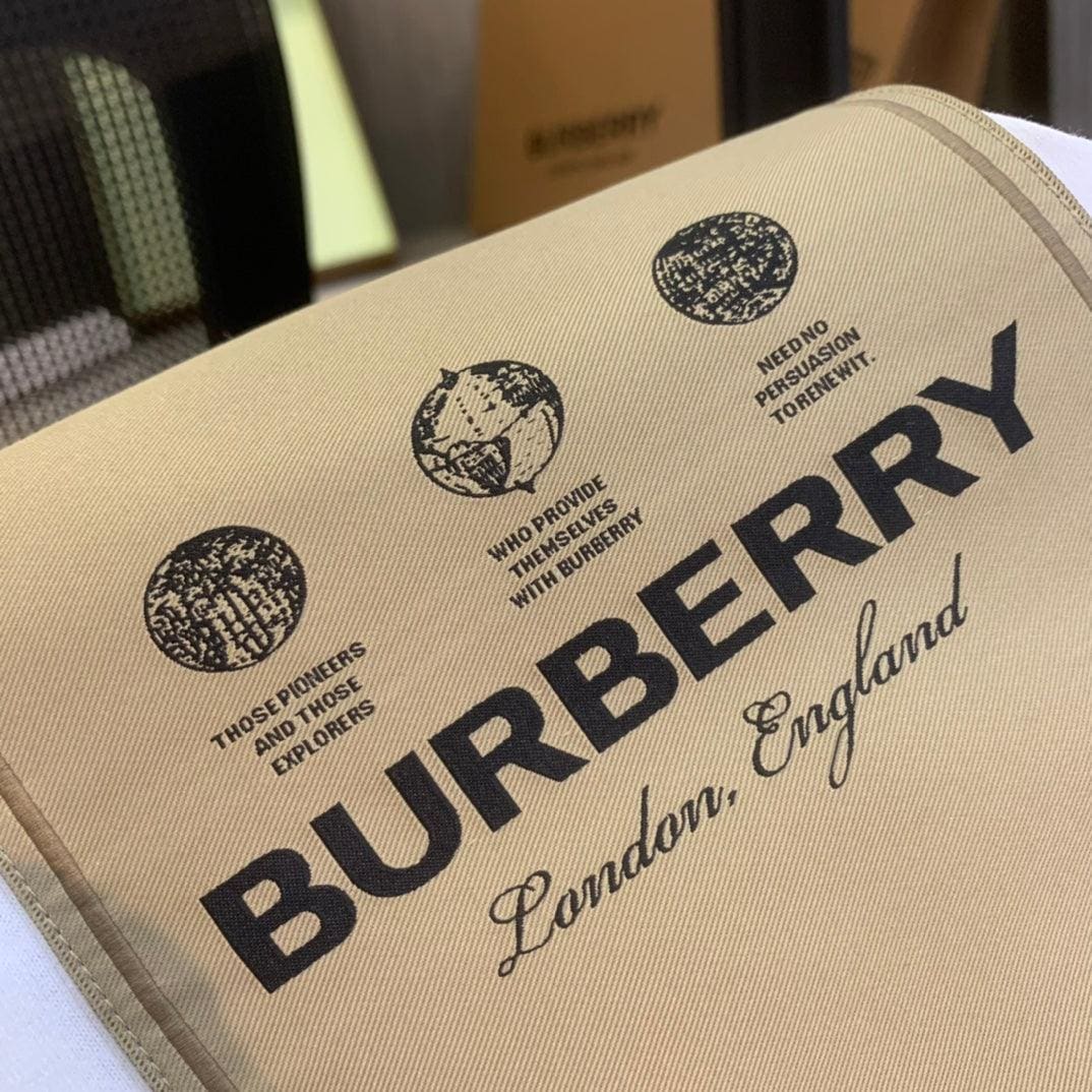 Burberry White T-Shirt Without Collar
