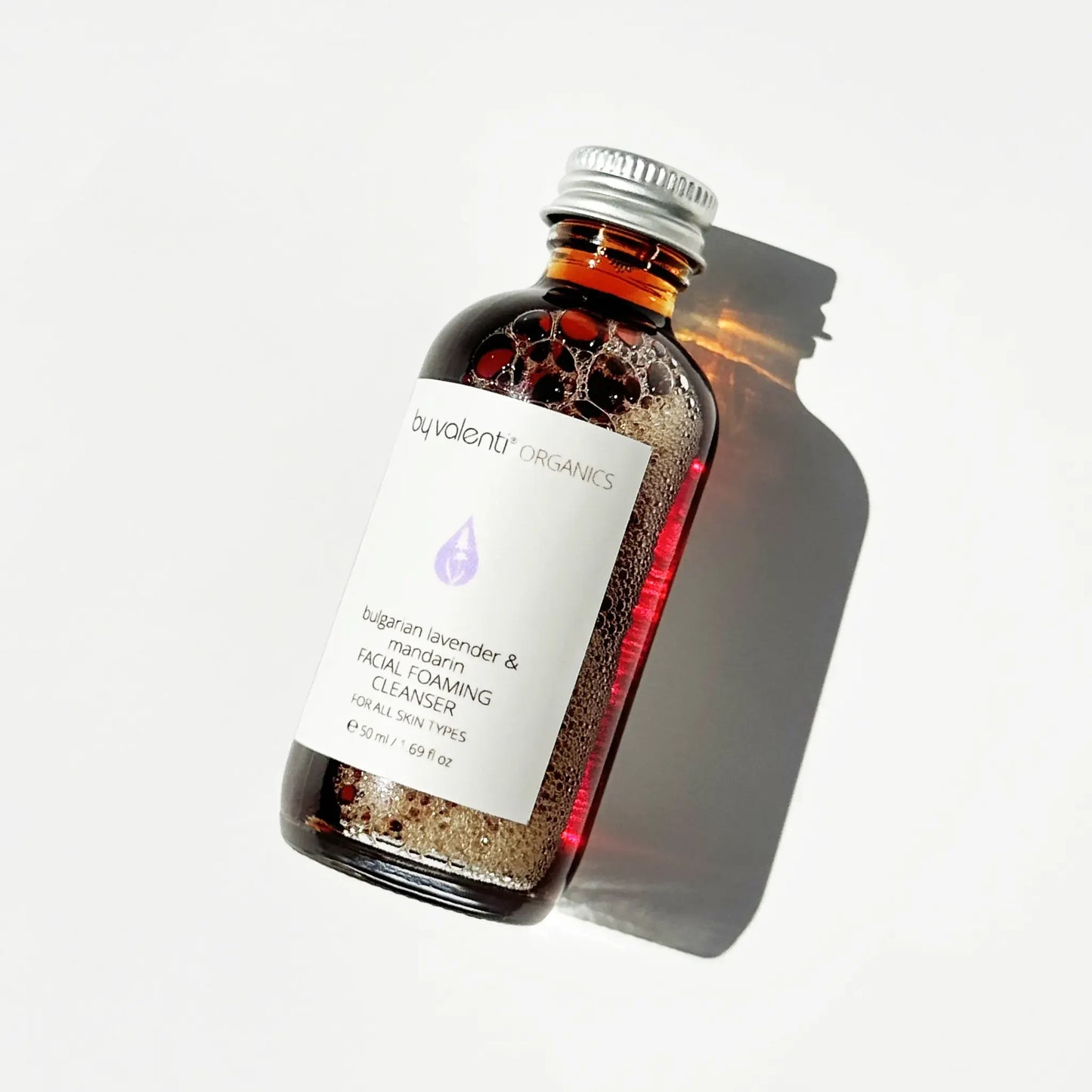 Limpiador facial espumoso de lavanda búlgara y mandarina con aceite de almendras dulces + extracto de lavanda