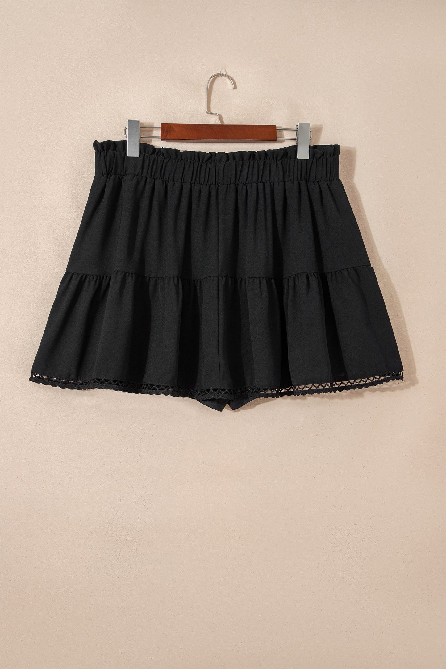 Pantalones cortos bombachos de talla grande azul marino con cintura elástica fruncida y ribete de encaje de estilo bohemio