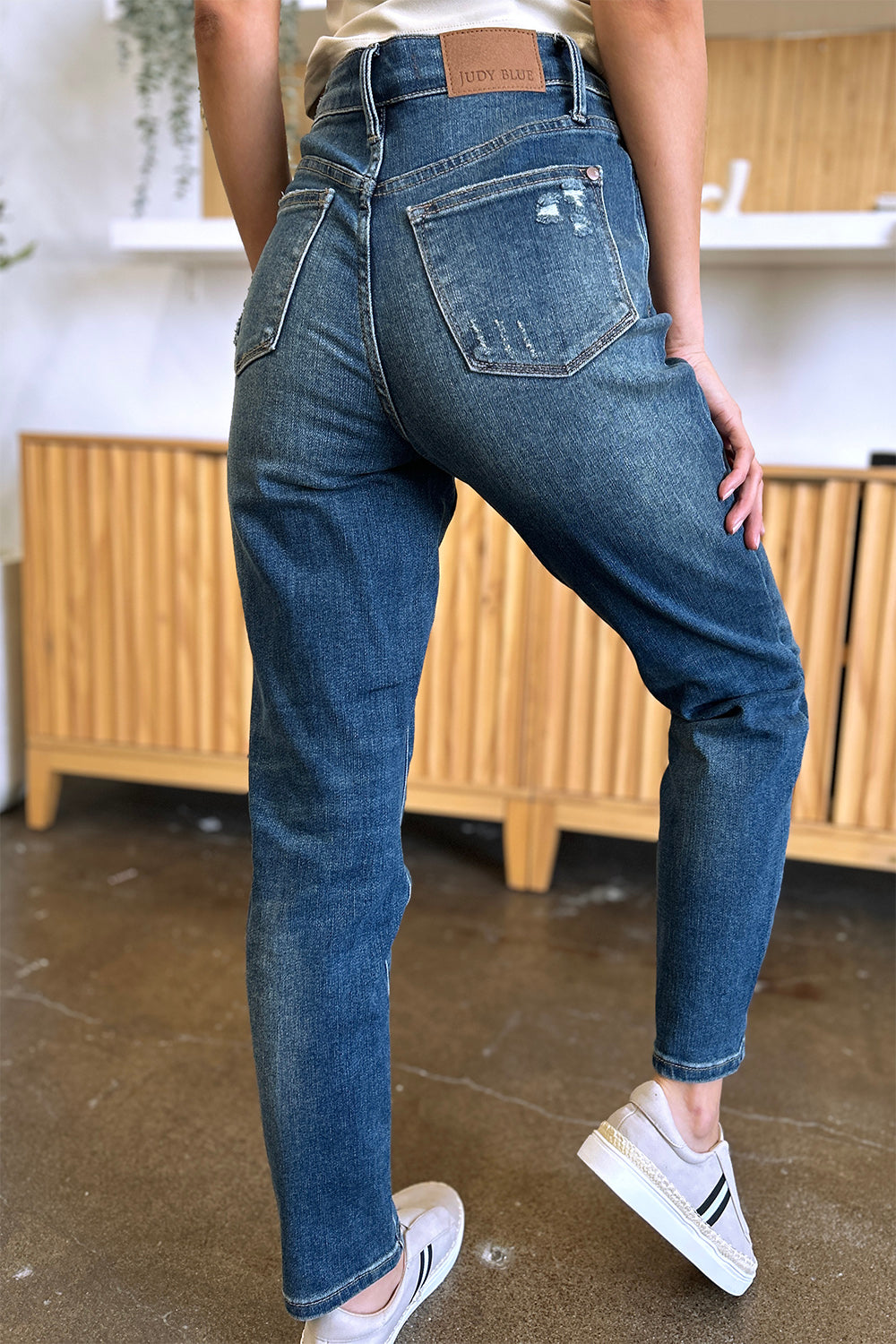 Jeans ajustados de tiro alto con control de abdomen Judy Blue Full Size