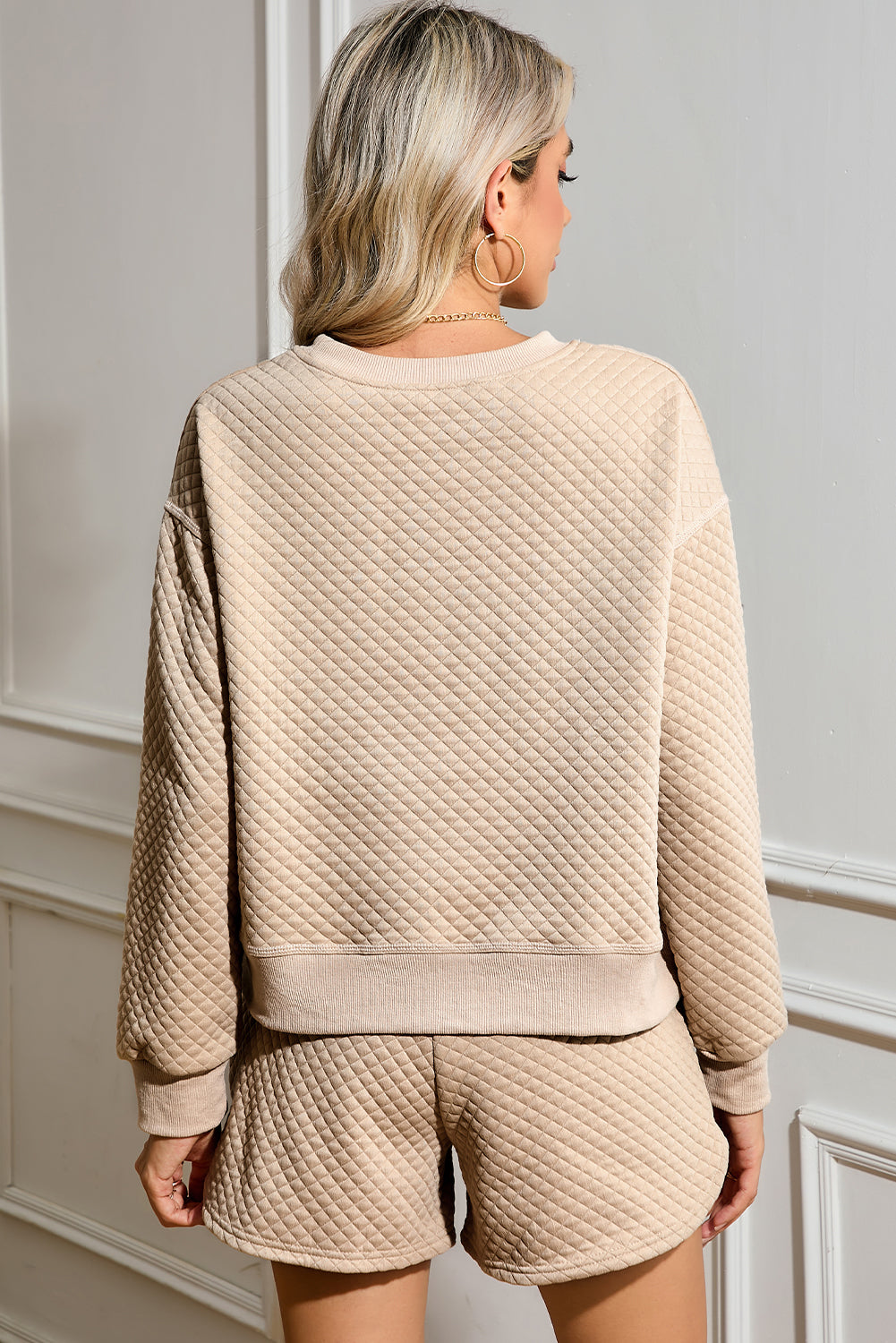 Conjunto de jersey y pantalones cortos lisos con acolchado de rombos Pergamina