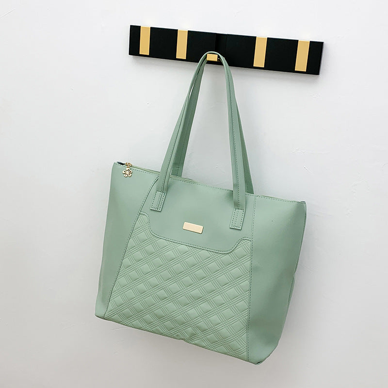 Diamond-Embossed Large-Capacity Tote Bag