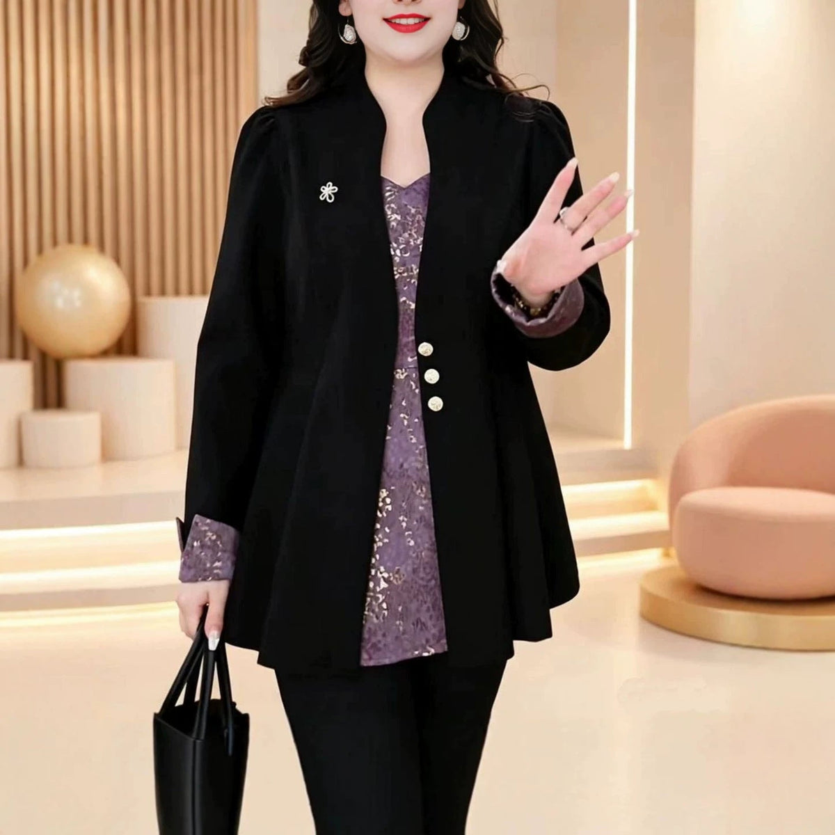 Elegant Figure-flattering And Stylish Top