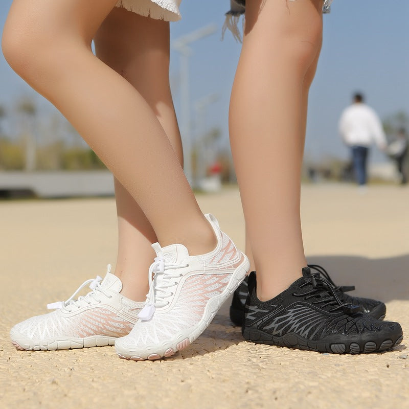 Quick-Entry Stream-Tracking Sneakers