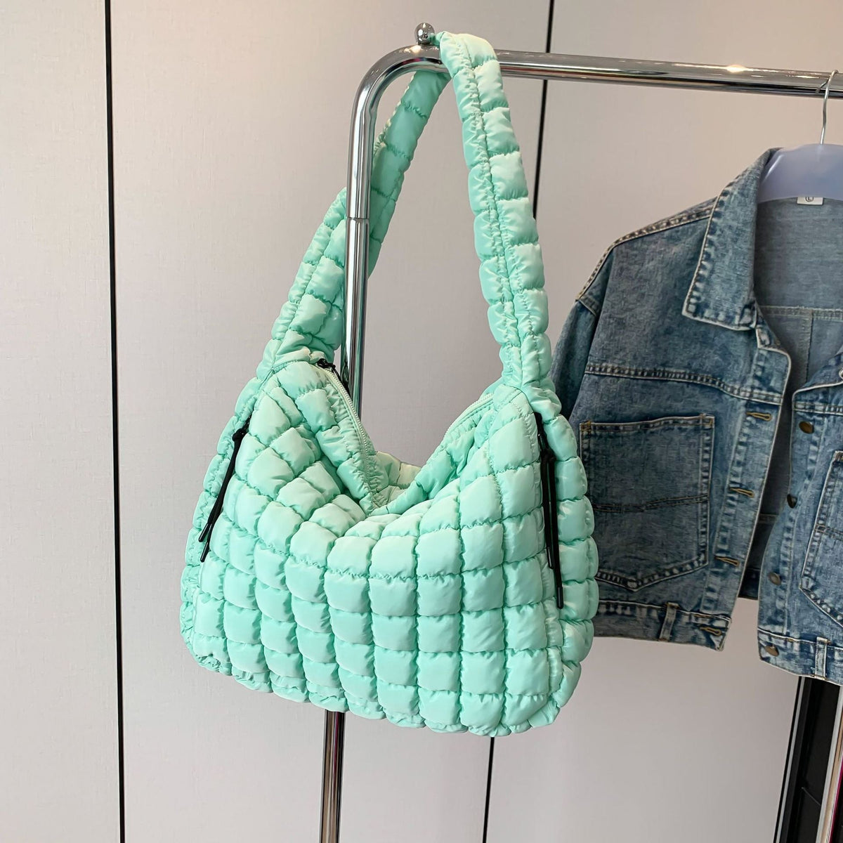 Women's Quilted Cloud Travel Bag