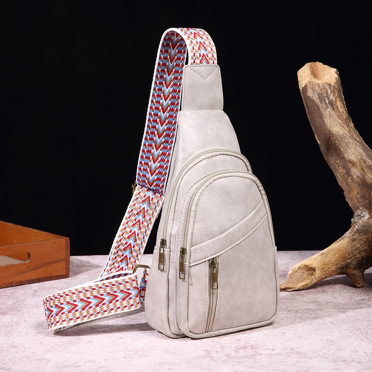 Women's Retro Casual Chest Bag