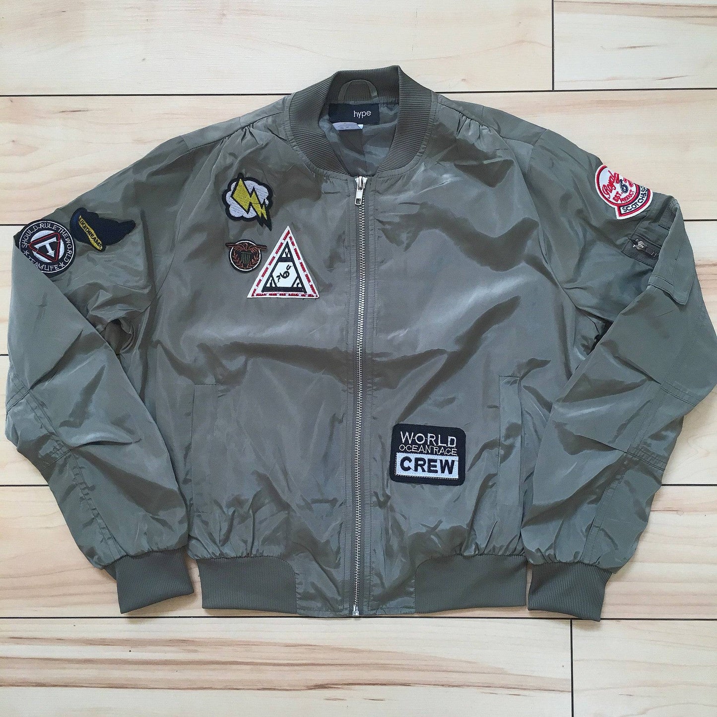 Chaqueta con Parches de Aviación Ligera
