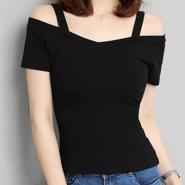 Camiseta coreana ajustada de manga corta con hombros descubiertos