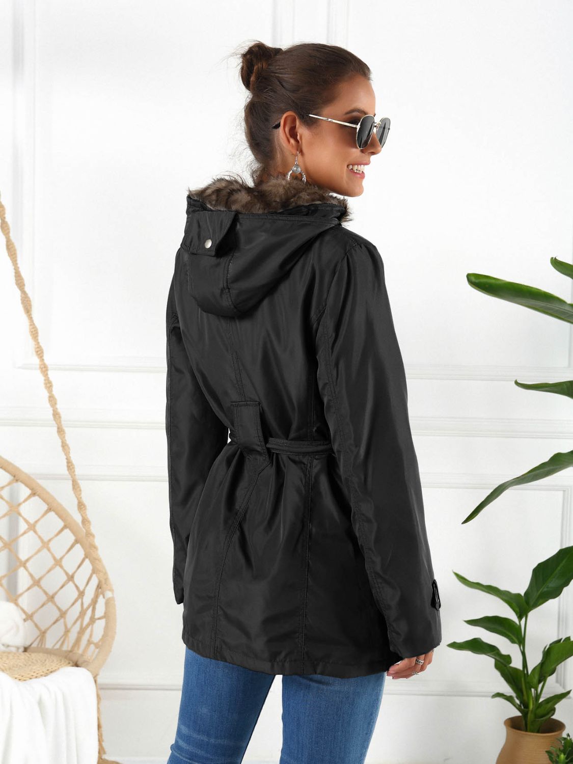 Chaqueta con capucha Ivy Lane de talla grande con forro desmontable (tres formas de uso)