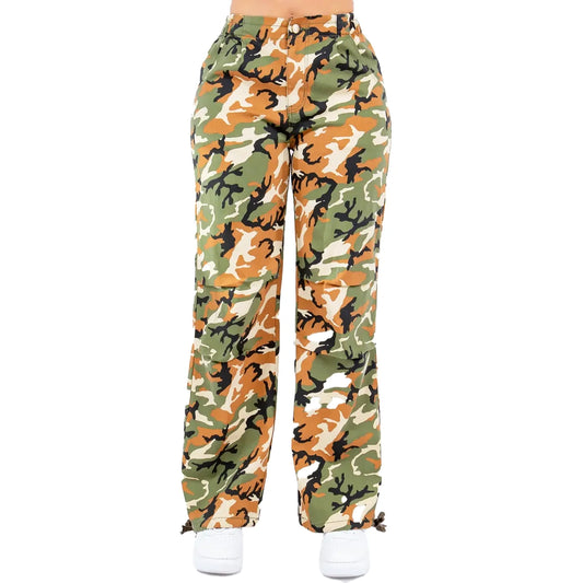 Pantalón jogger ancho de camuflaje