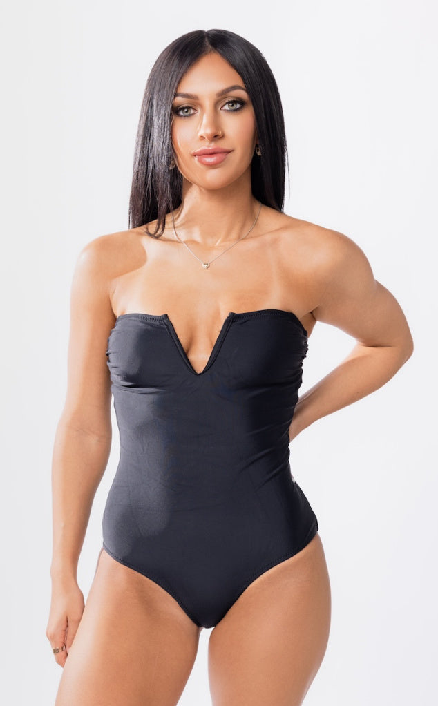 Traje de baño enterizo Cape Cod con escote en V