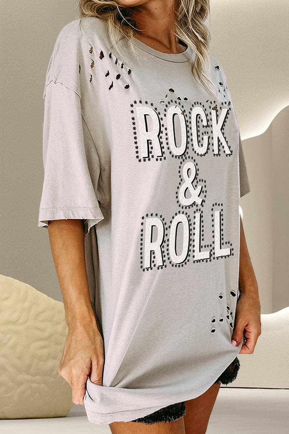 T-Shirts Trendsi graphic - Rock & Roll Distressed Tee