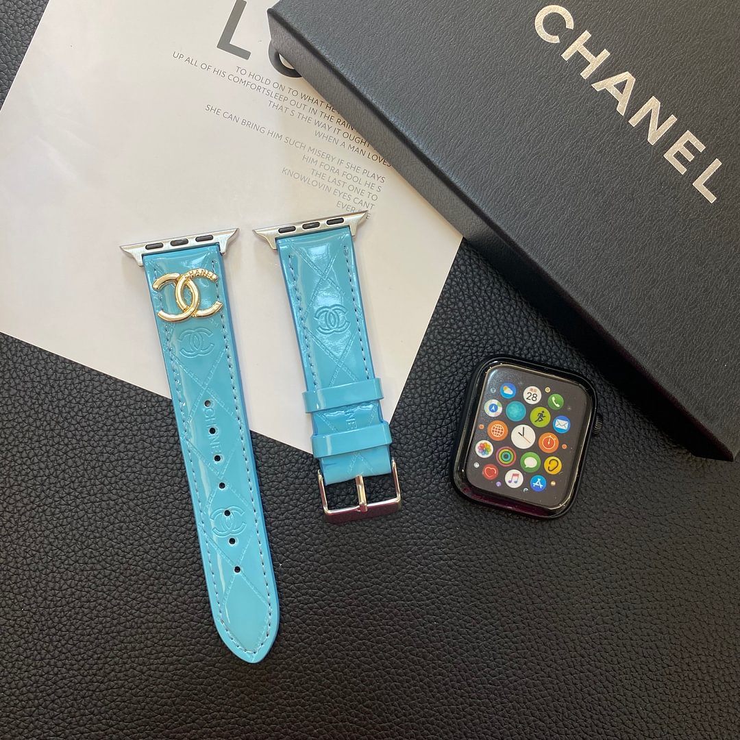 Correa de cuero brillante para Apple Watch con logotipo metálico de lujo