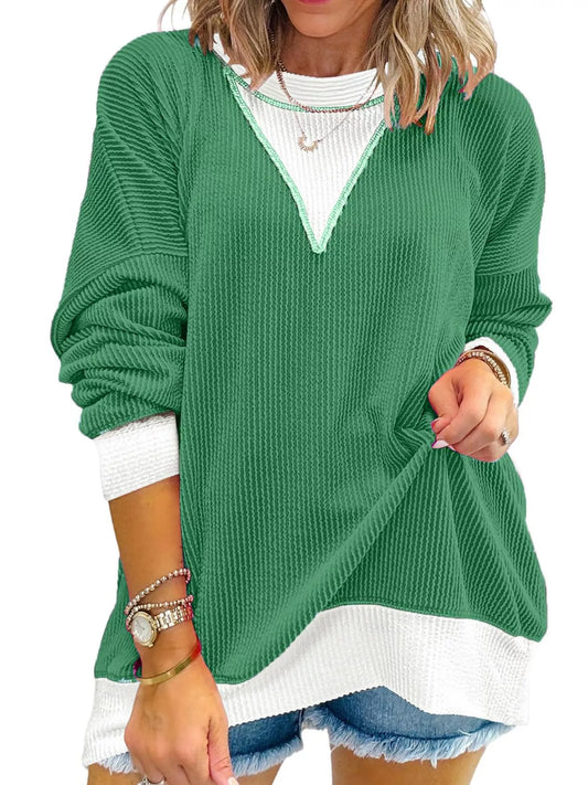 Sudadera de hombros caídos en contraste