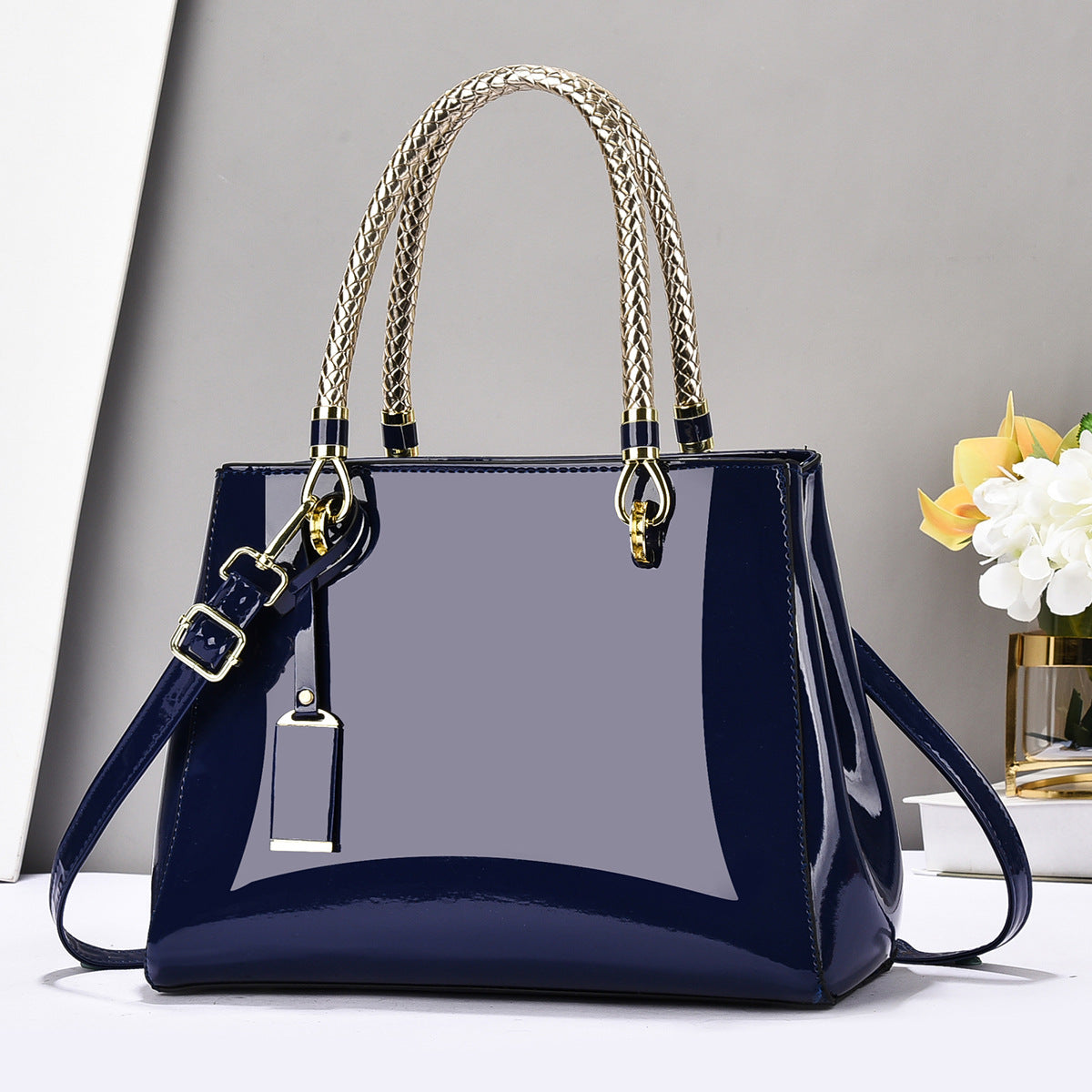 Fashionable Patent Leather Glossy Handbag Large-Capacity Casual Shoulder Crossbody Bag