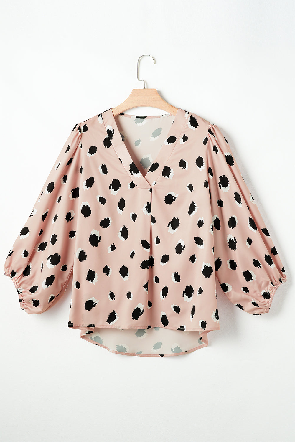 Blusa con cuello en V, manga francesa y estampado de leopardo caqui