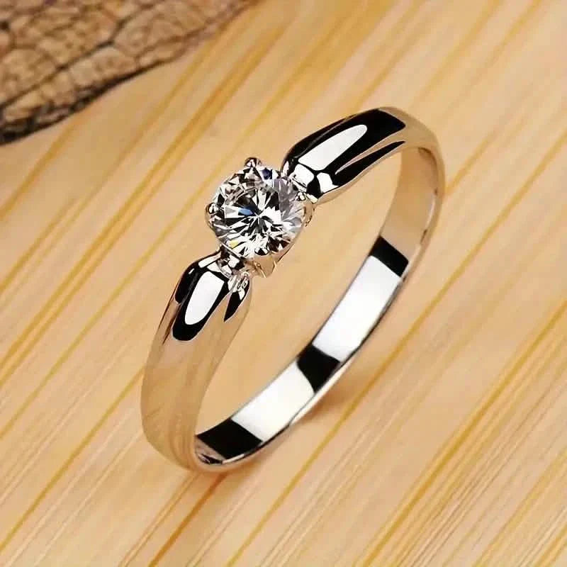 Classic 4-prong Set Round Zirconia Ring For Women