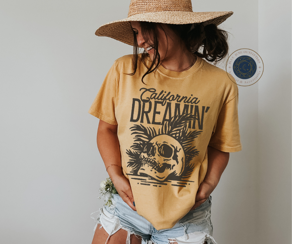 California Dreamin' Desert Skull | Comfort Colors® Tee