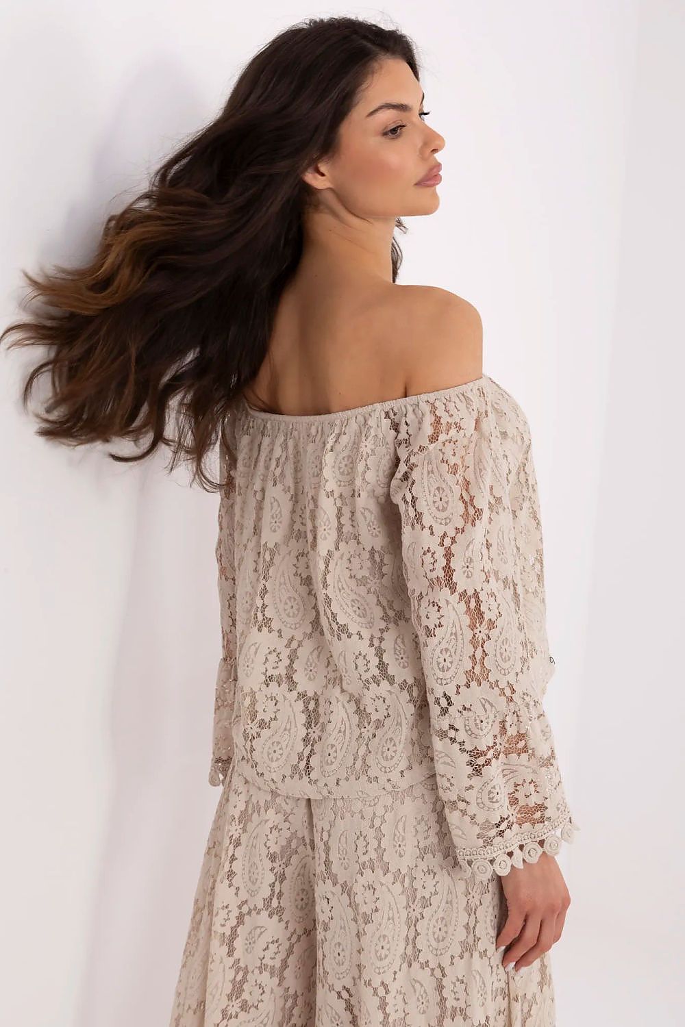 Elegant Spanish Neck Lace Tie Blouse