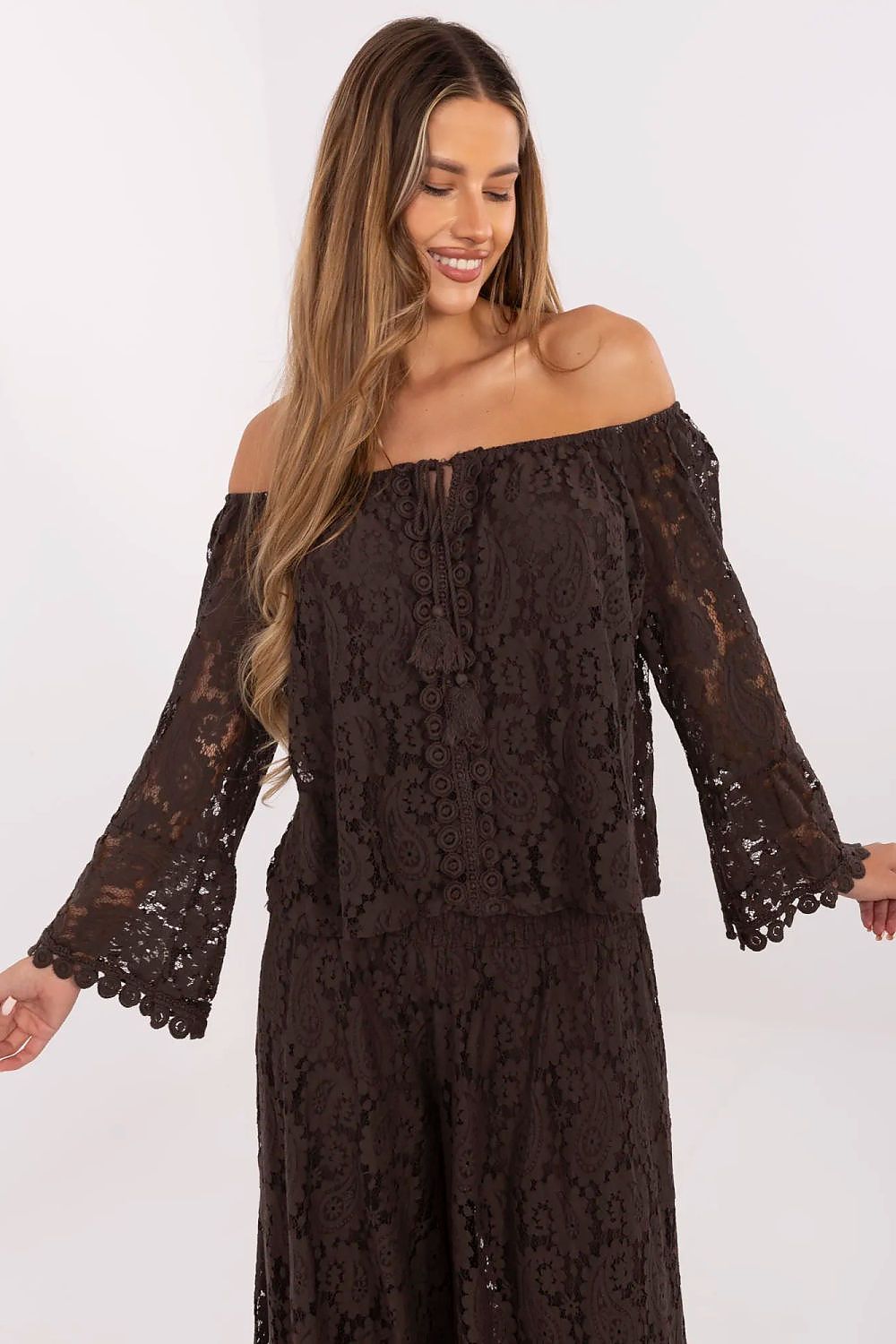 Elegant Spanish Neck Lace Tie Blouse