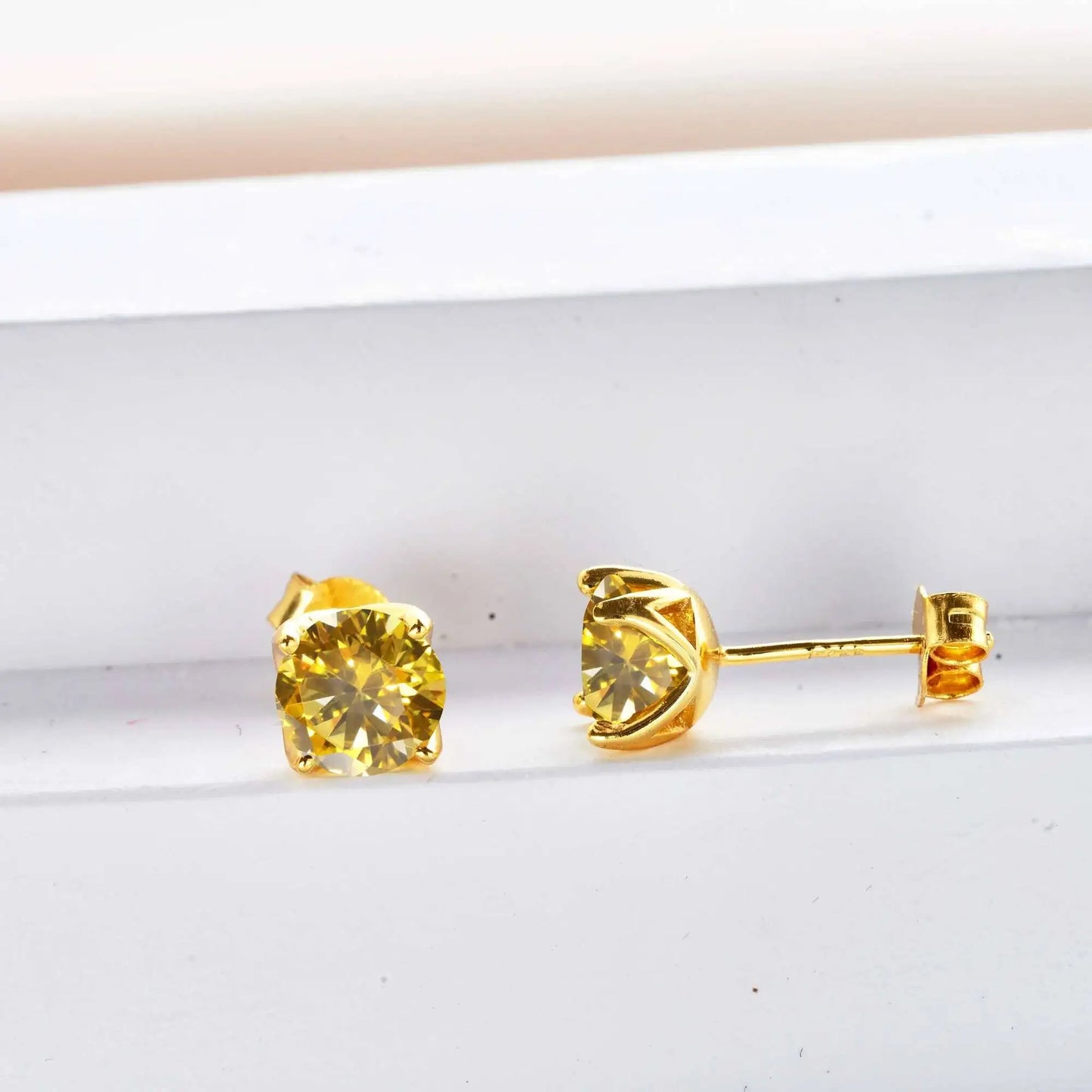 D Color Moissanite Stud Earrings 925 Sterling Silver 18K Gold Plated for Women