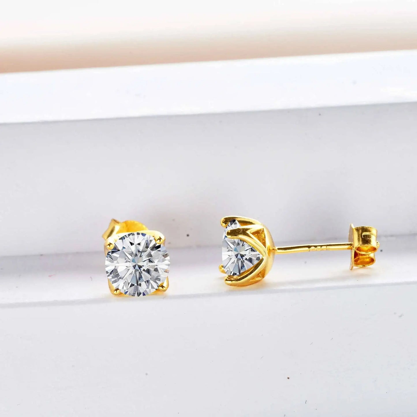 D Color Moissanite Stud Earrings 925 Sterling Silver 18K Gold Plated for Women
