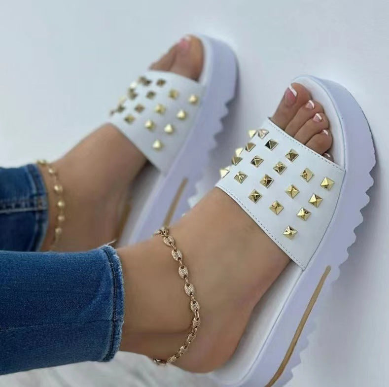 Women's Wedge Rivet Slippers
