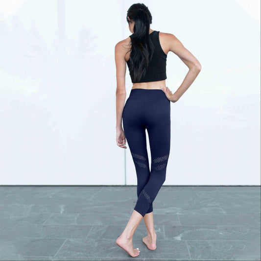 Active Vented Mesh Design Capri Fitness Leggings