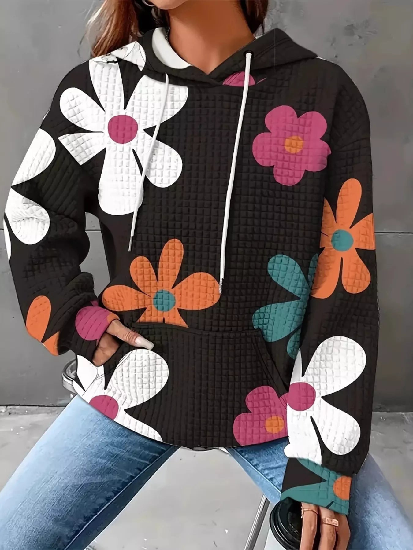 Sudadera con capucha y cordón con textura y estampado floral