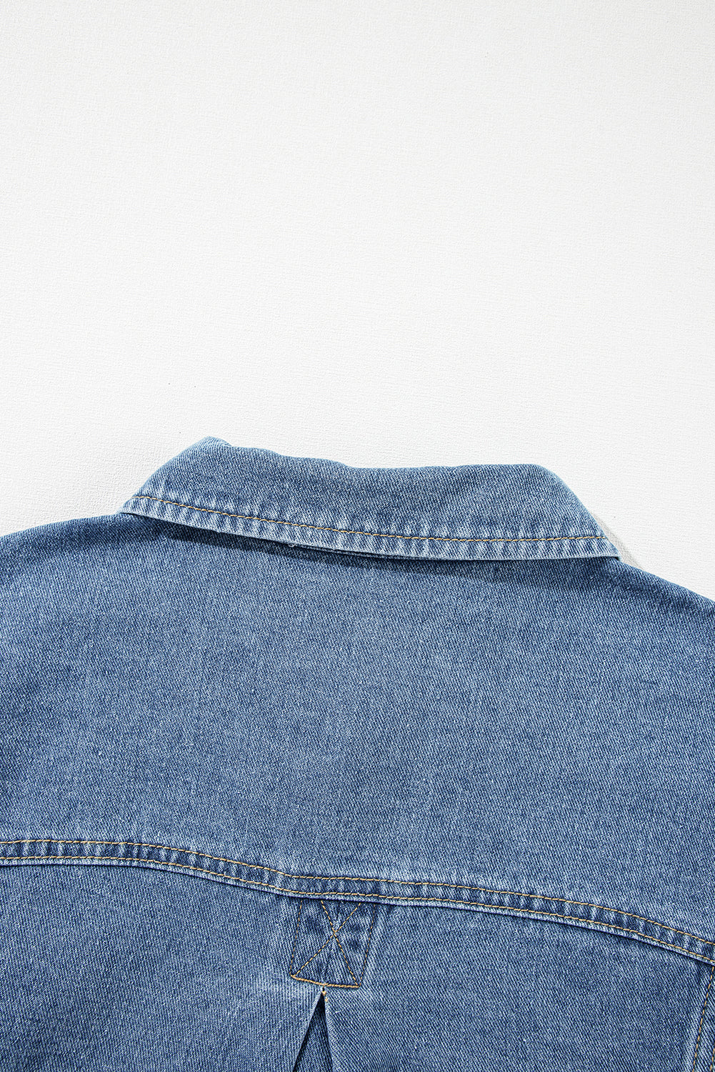 Chaqueta vaquera oversize con bolsillo, lavada a la piedra, a rayas azules