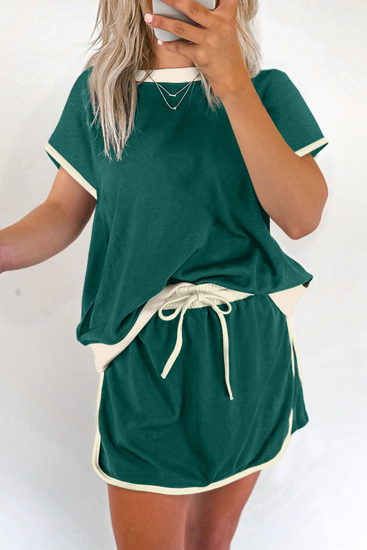 Camiseta y Falda-Pantalón de Dos Piezas con Bloques de Color Evergreen y Hombros Caídos
