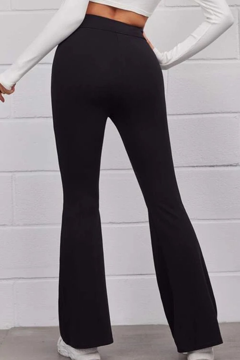 Pantalones acampanados fáciles de poner