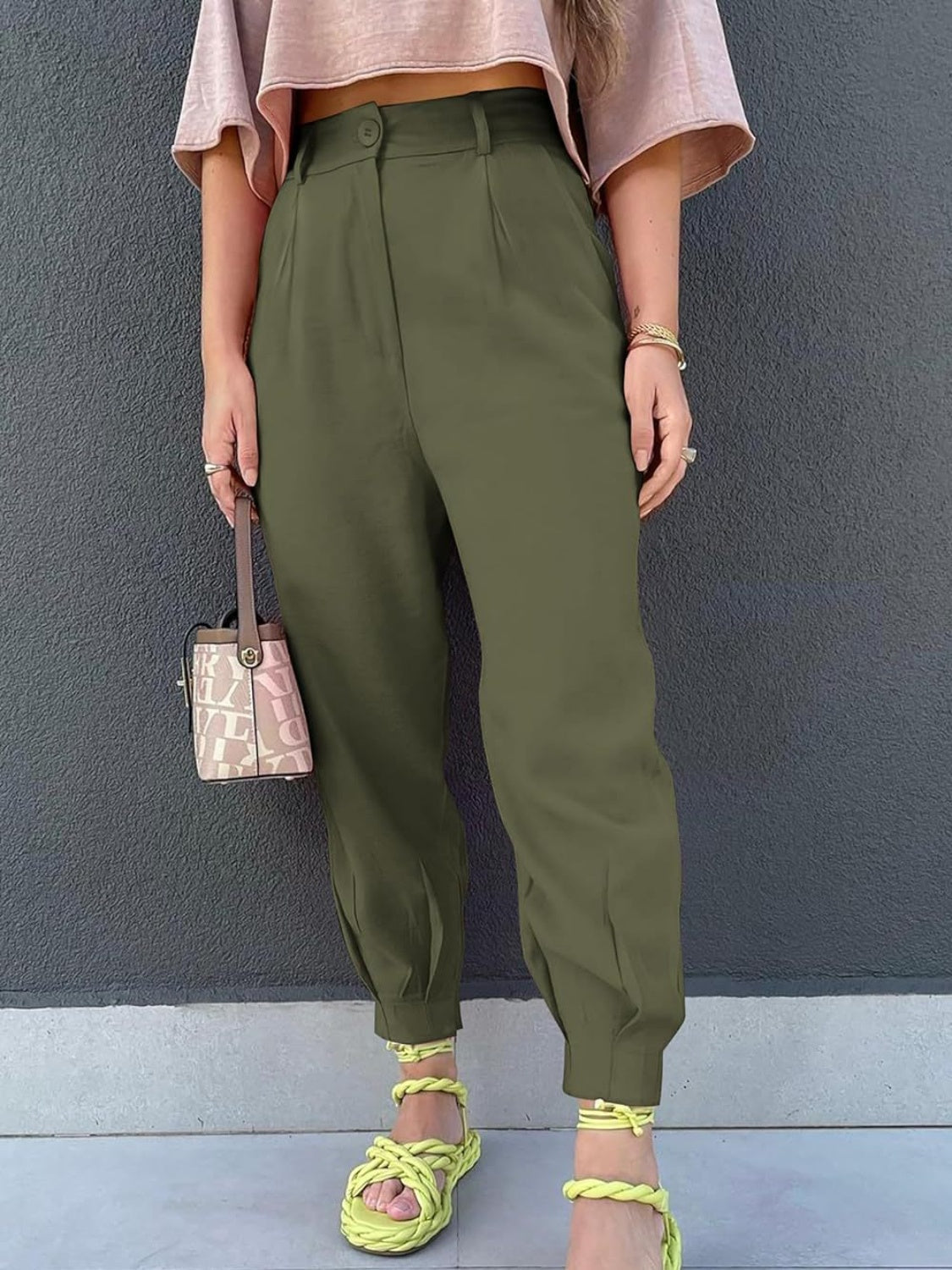 Pantalones cropped de talle alto
