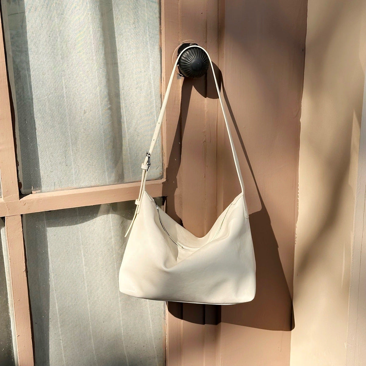 Fashionable And Versatile New Cowhide Shoulder Bag