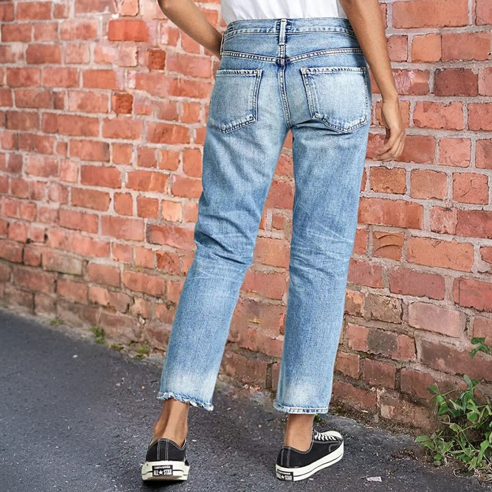Pantalones Vaqueros Boyfriend de Tiro Bajo y Cortos para Mujer, Vaqueros de Pierna Recta de Corte Holgado con Bajo Deshilachado, Pantalones Casuales de Lavado Claro. Ver tabla de tallas en "más detalles".